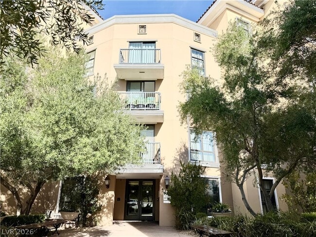 Building Photo - 29 Montelago Blvd