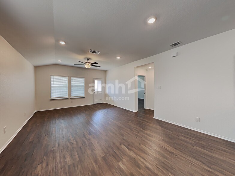 Building Photo - 11814 Mulberry Creek