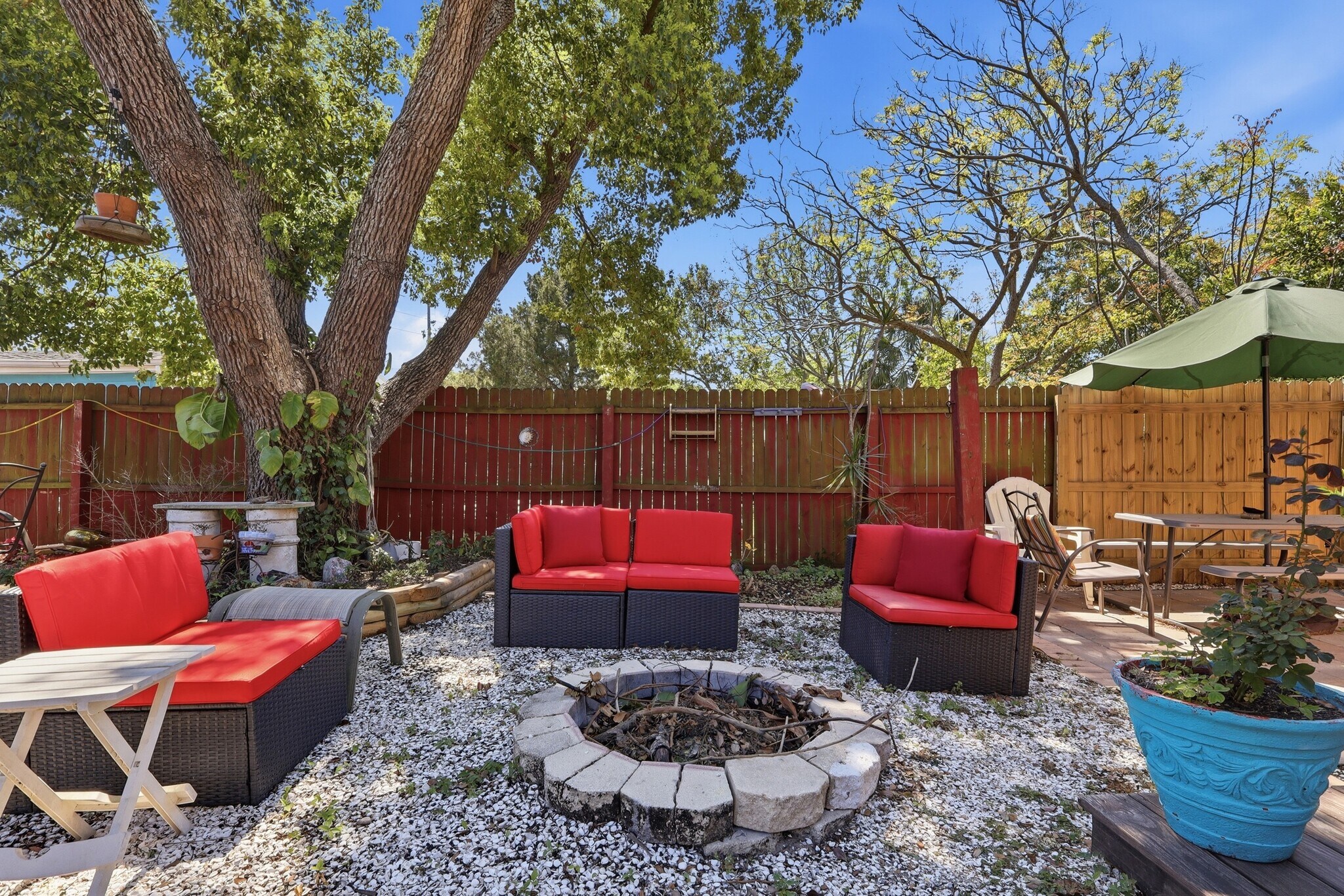 Building Photo - 587 Dixie Hwy