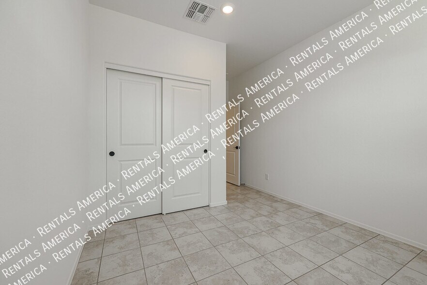 Building Photo - 36506 W San Sisto Ave