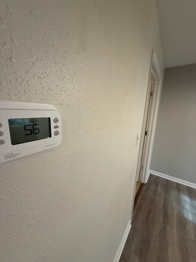 Building Photo - **4bed near MIL base- GRANITE/STAINLESS STEEL Appliances~ Roomates welcome!