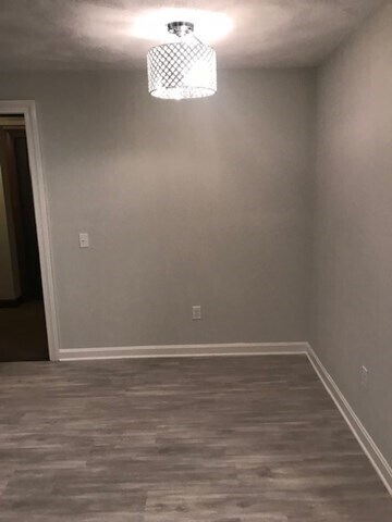 Building Photo - 205 Great Rd