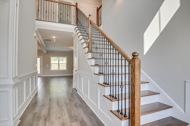 Building Photo - 1015 Sluice Gate Dr