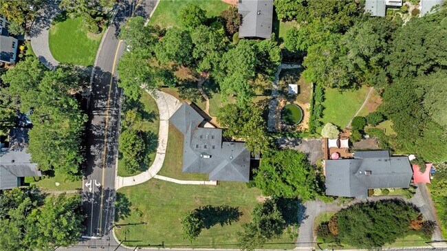 Building Photo - 2405 Morganton Rd