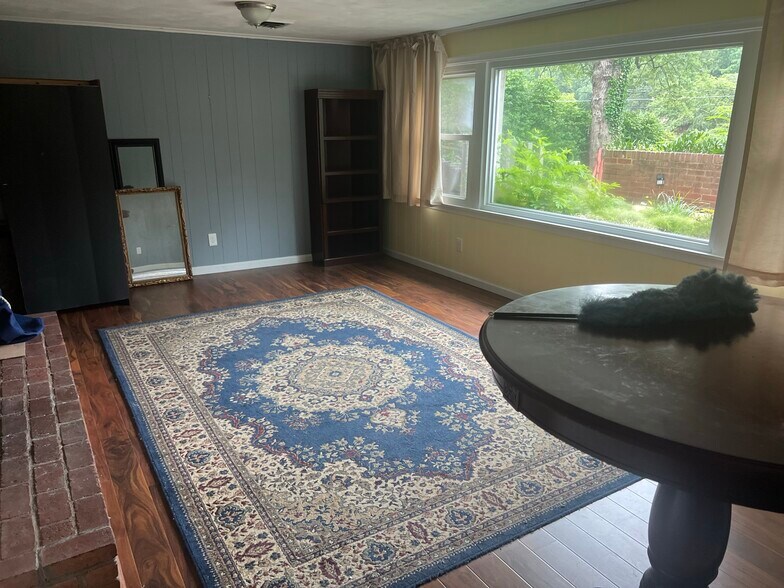living room looking out - 4805 Randolph Dr