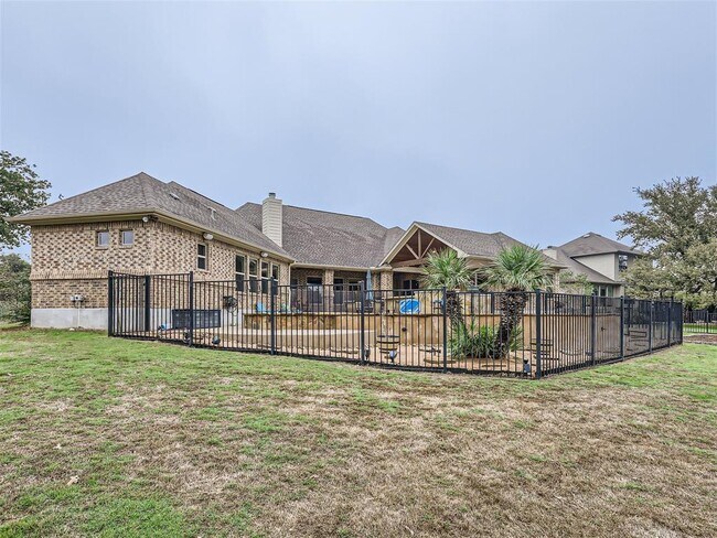Building Photo - 205 Quarry Lake Estates Dr