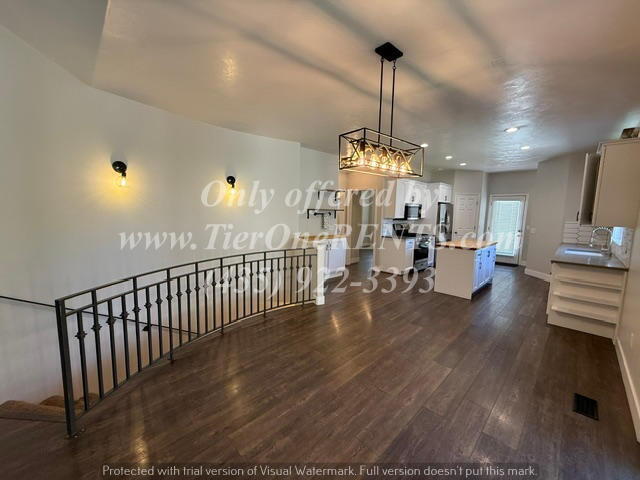 Building Photo - NO DEPOSIT option available for qualified renters!