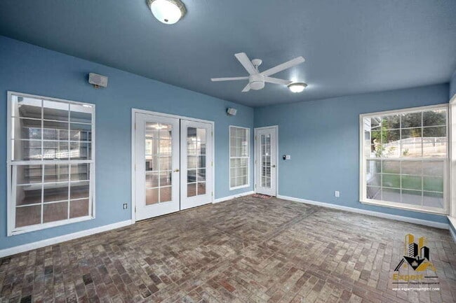 Building Photo - 5291 Bryant Rd