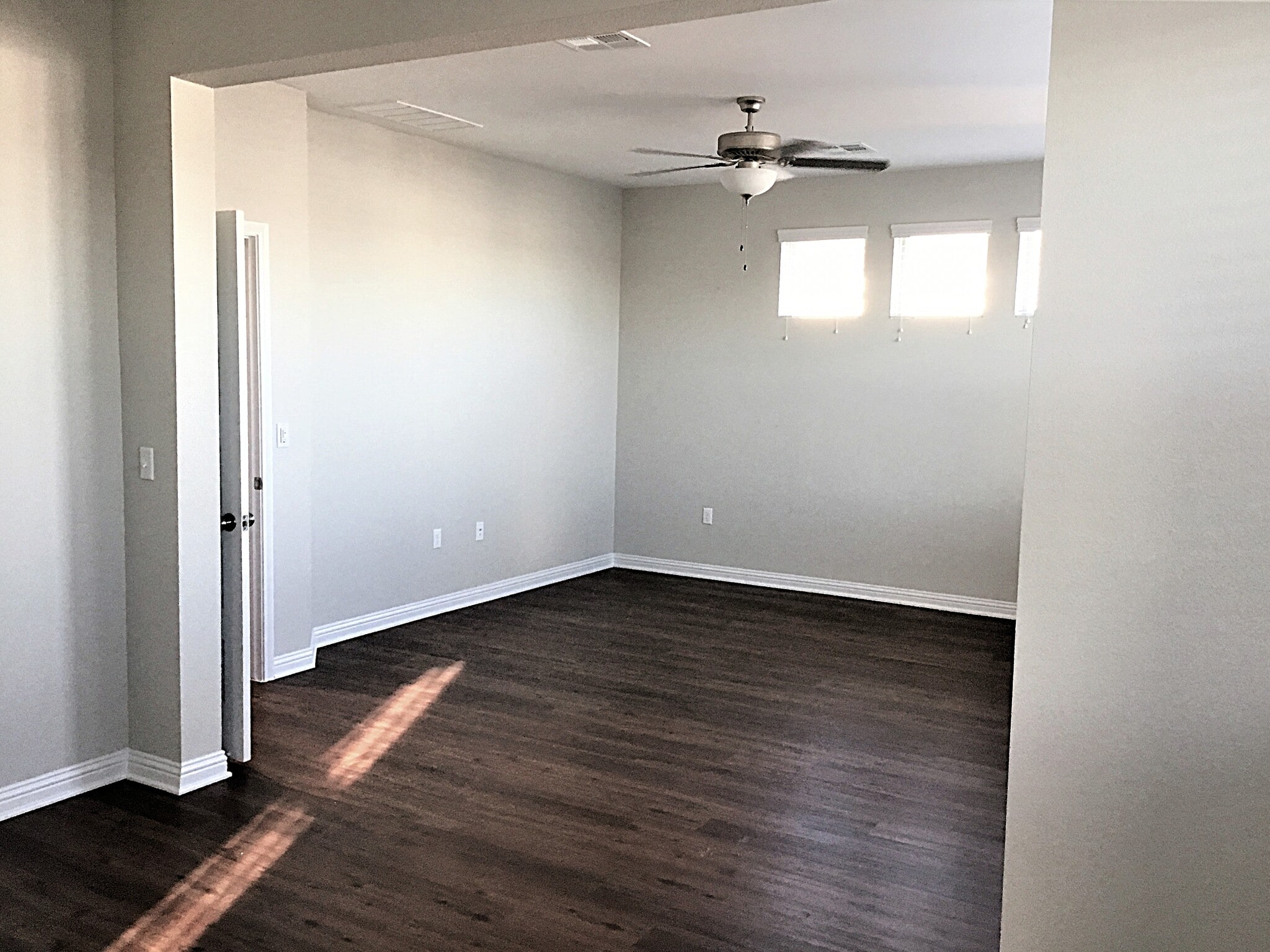 Building Photo - 5817 Monmarte Cove