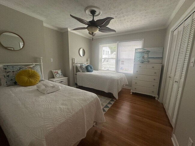 Building Photo - Call Amanda Tate at 757-289-6810 for more information