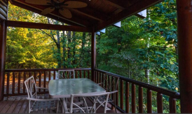 Building Photo - 277 Echo Ridge Rd