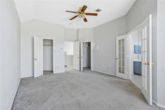 Building Photo - 1112 Canoe Ln