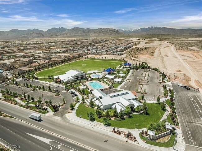 Building Photo - 8925 Grabill Spruce St