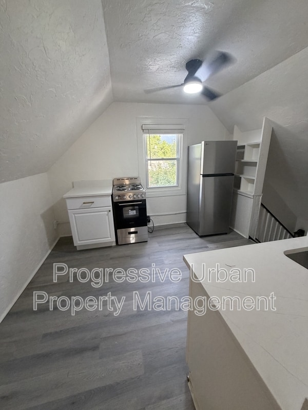 Building Photo - 4345 W 48th St