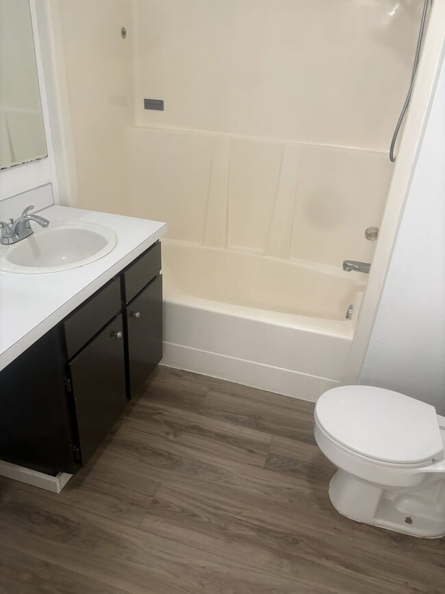 Building Photo - Three Bedroom Duplex