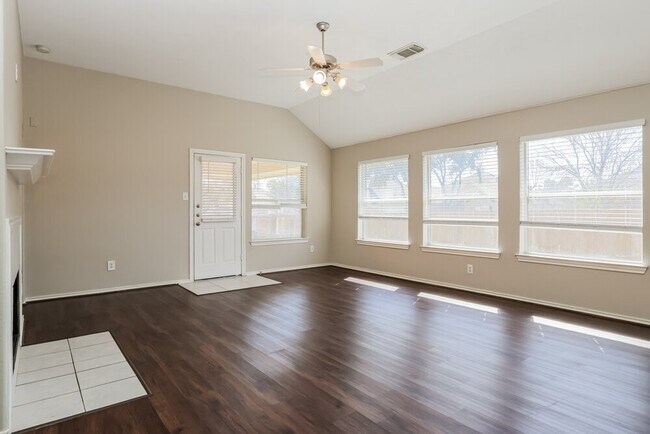 Building Photo - 6402 Bright Falls Ln