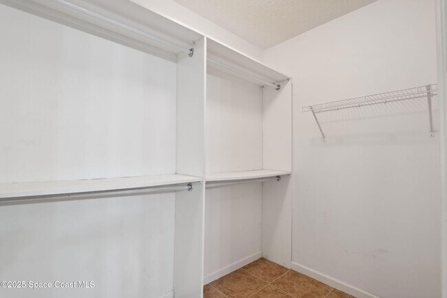 Building Photo - 1487 Attilburgh Blvd