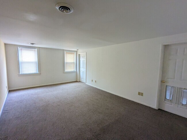 Building Photo - 137 Remsen St