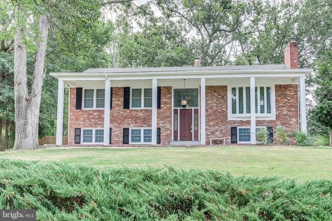 Building Photo - 3809 Great Neck Ct