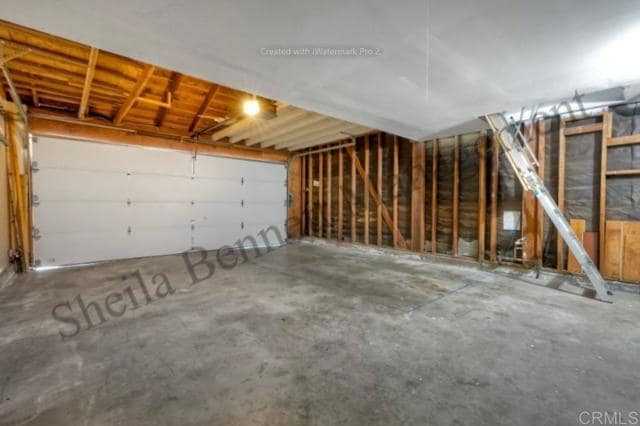 Building Photo - 2404 La Macarena Ave