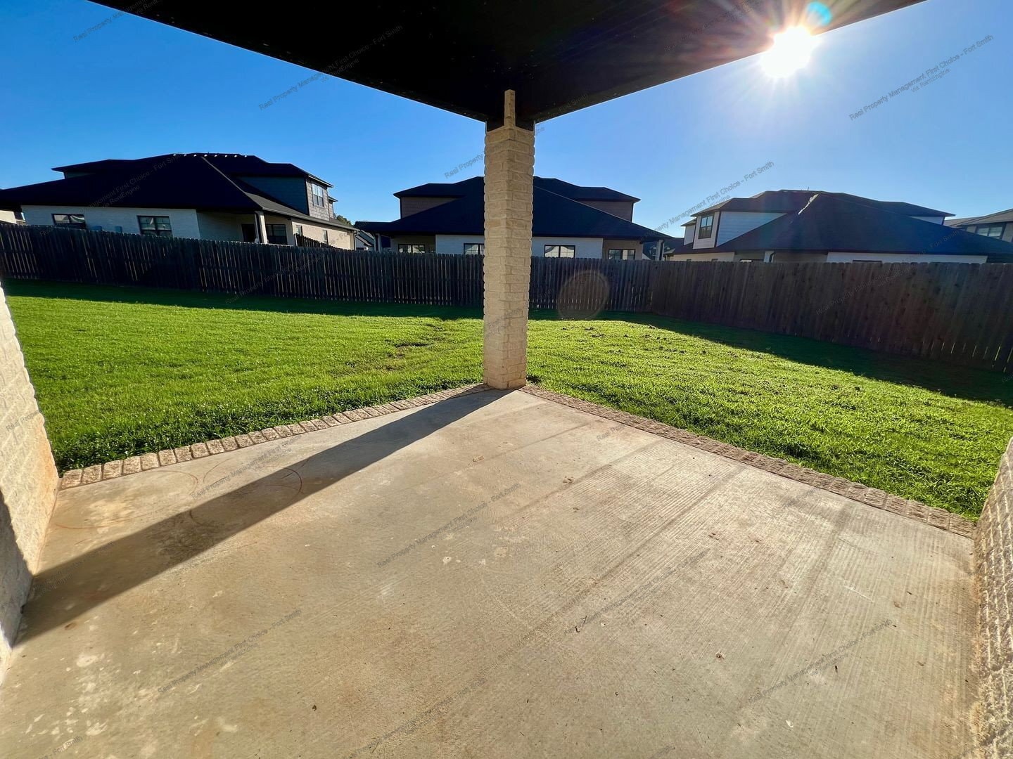 Building Photo - 9809 Mylea Cir
