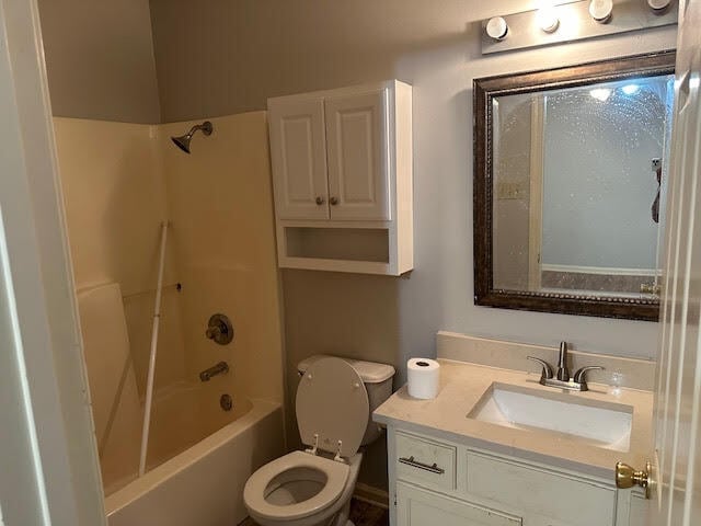 Building Photo - 750 Cherub Ct