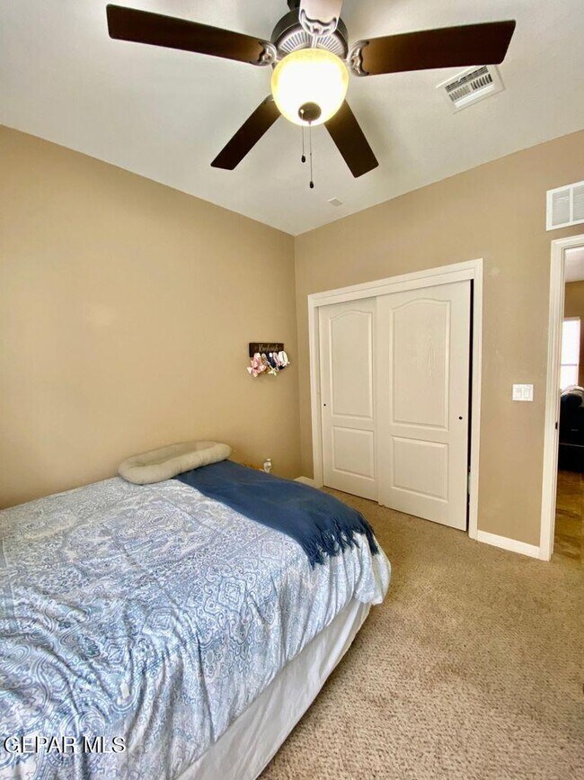 Building Photo - 11616 Grotto Bay Ct