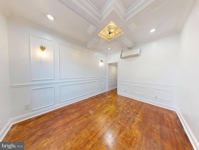 Building Photo - 1315 Pennsylvania Ave. SE