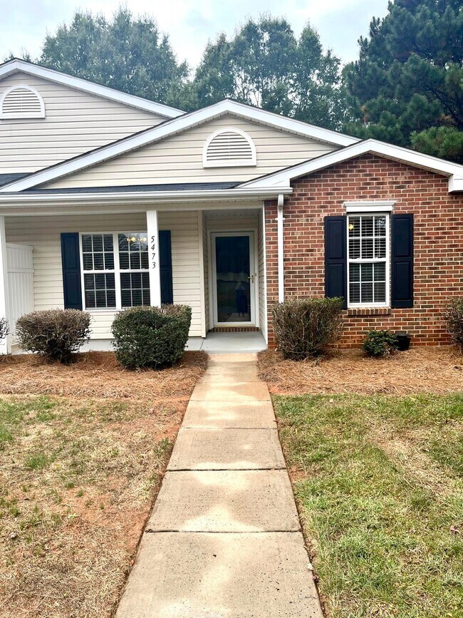 Primary Photo - 5473 Harris Cove Dr