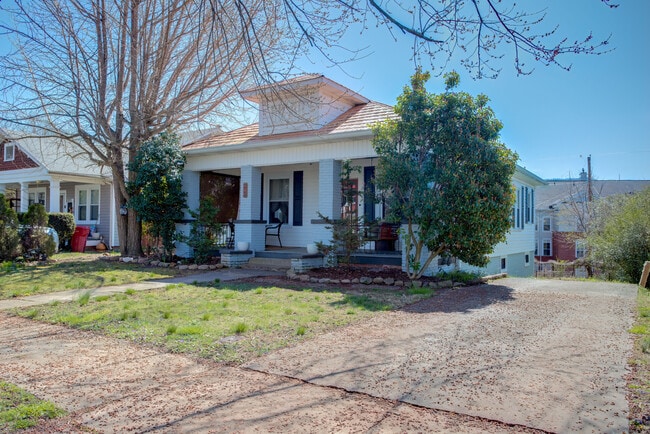 Building Photo - 315 Highland Ave