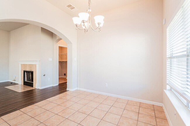 Building Photo - 4505 Hees Ct