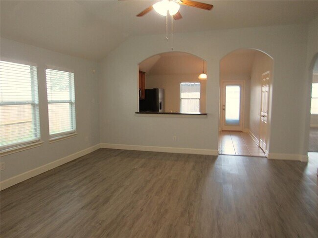Building Photo - 21722 Prairie Spring Ln