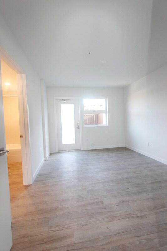 Building Photo - 1310 Pensacola St