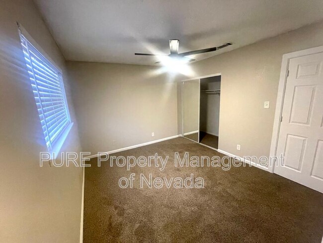 Building Photo - 2315 Caravelle St