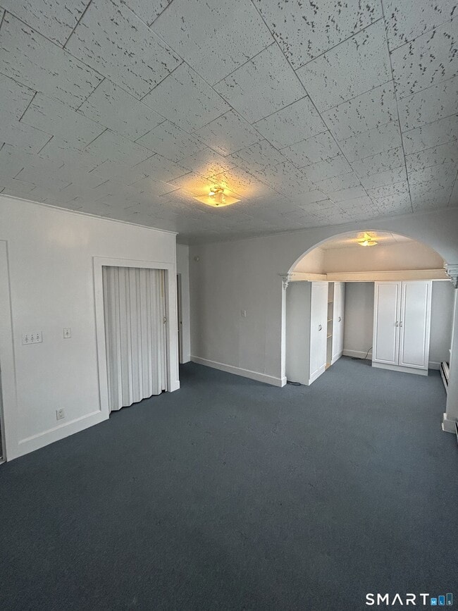 Building Photo - 73 Peck St