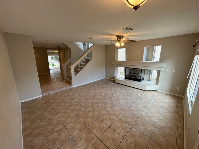 Building Photo - Beautiful two-story home with 4Bed /2.5Bath w Loft located in Henderson Nevada! Make the Move for...