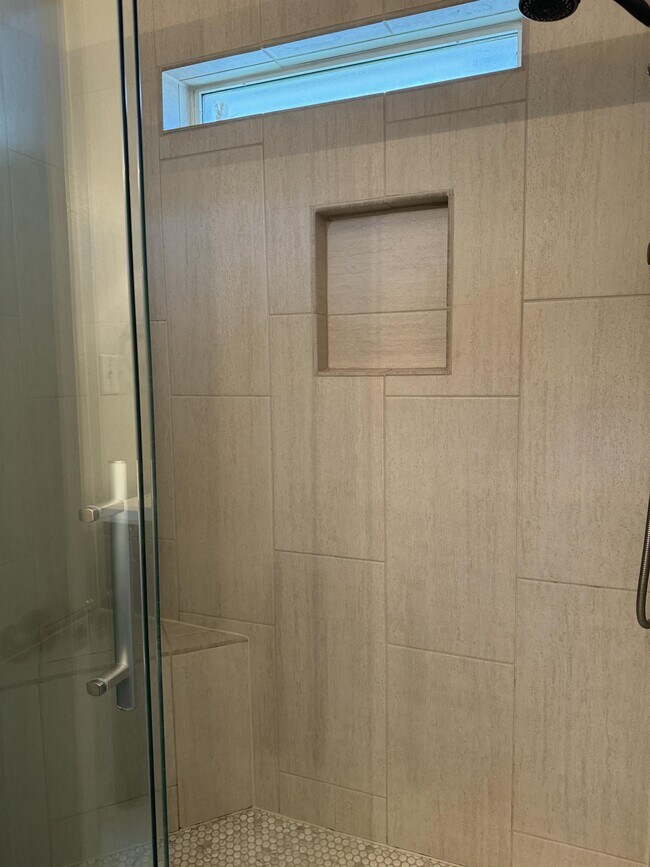 Building Photo - 225 Karten Ln