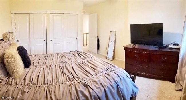 Building Photo - 3005 Revere Ct