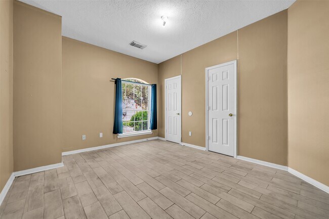 Building Photo - 1046 Willersley Ln
