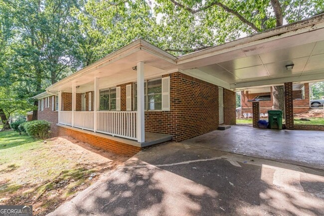 Building Photo - 2416 Timber Ridge Ct