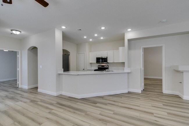 Building Photo - Silverado Ranch 3 bedroom home completely remodeled interior ready for immediate move in!