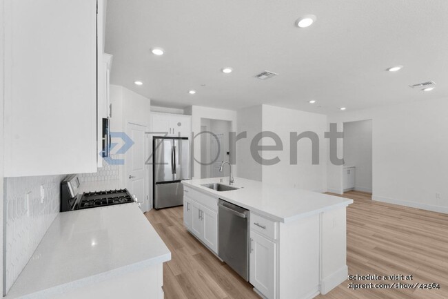 Building Photo - 8354 Akino Ct