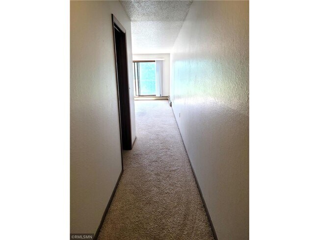 Building Photo - 415 S Wasson Ln
