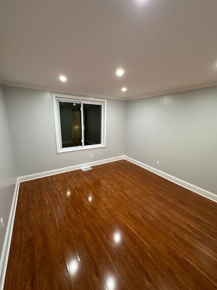 Building Photo - 287 Sagamore Hills Dr