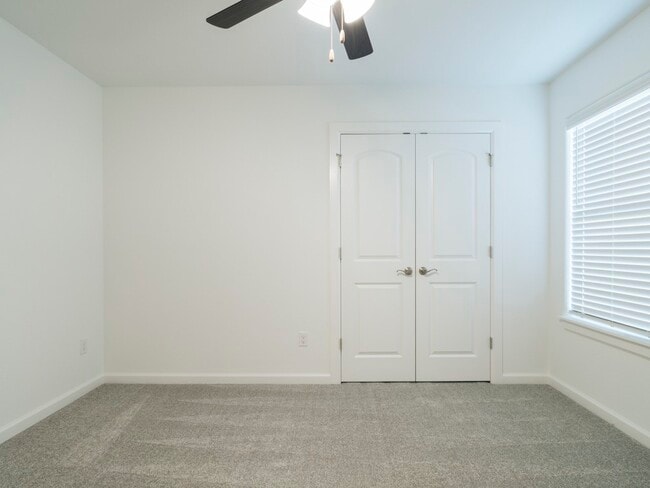 Building Photo - 510 Peach Ave
