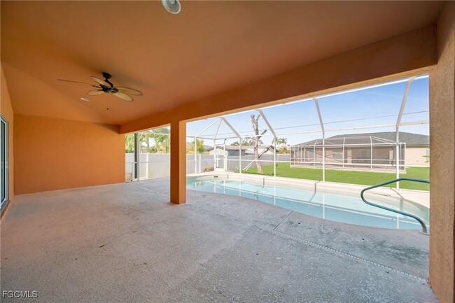 Building Photo - 1205 SW 14th Terrace