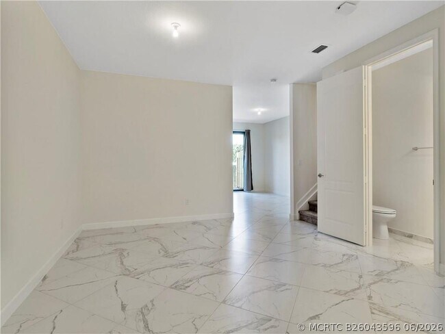 Building Photo - 13056 Anthorne Ln