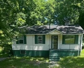 Building Photo - 2203 Tiger Flowers Dr NW