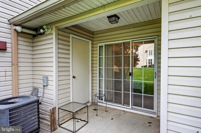 Building Photo - 324 Tuvira Ln