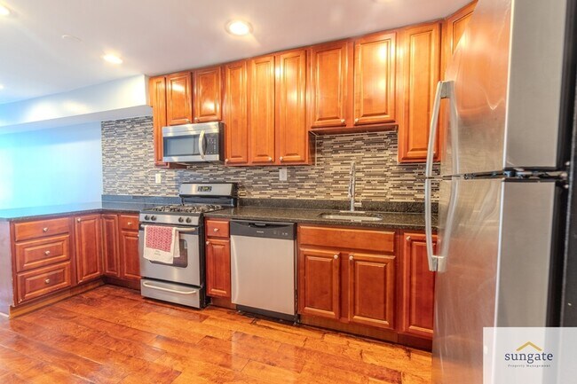 Building Photo - 2343 McElderry St
